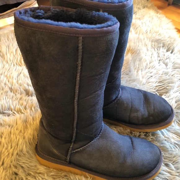 navy blue uggs on sale